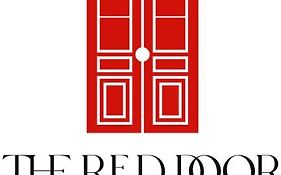 The Red Door Townhouse Apartment